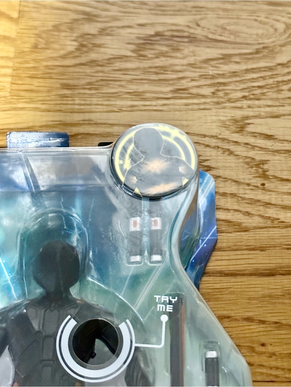 New Tron Legacy Deluxe Rinzler Figure - Picture 7 of 7